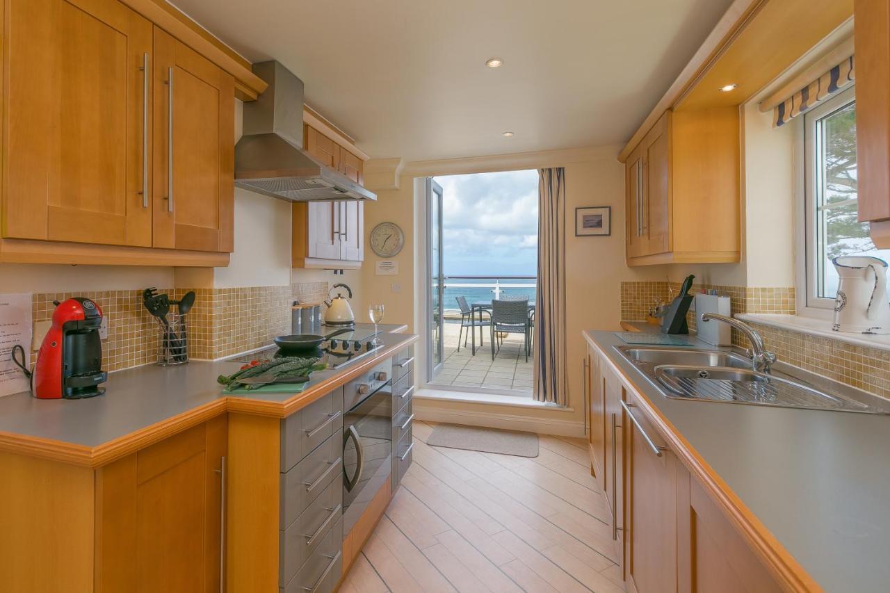 Ocean Gem Apartment Carbis Bay Exterior foto